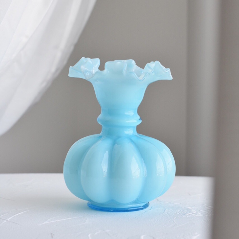 ✨VINTAGE✨ Fenton Delphite Flower Vase